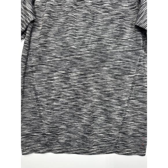 LIVI For Lane Bryant Fitted Activewear Top Space Dye Black Stretch Knit Sz 22/24 - Picture 3 of 9